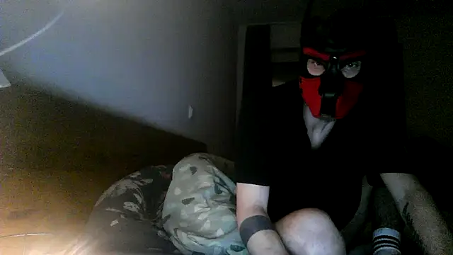 Snapshot of MolleDolle chatting on November 12, 6:14 am MolleDolle online show from November 12, 6:14 am