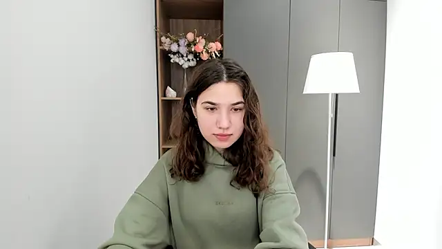 AmmieGerber online show from October 8, 5:38 am