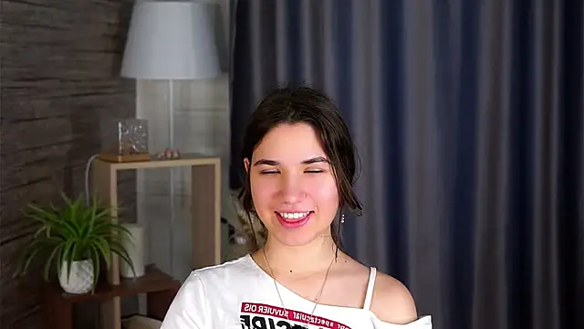 AmmieGerber online show from October 15, 1:28 am