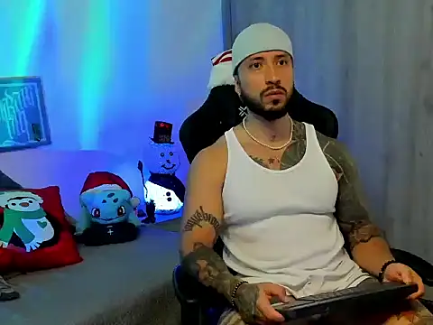 Snapshot of Dave-Max01 chatting on November 30, 4:11 pm Dave-Max01 online show from November 30, 4:11 pm