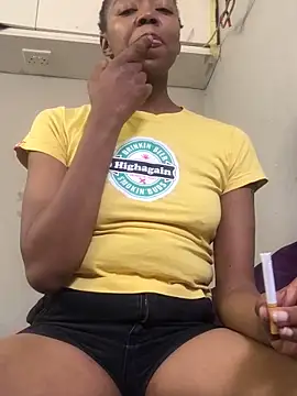 Snapshot of Venusasss chatting on October 8, 11:08 am Venusasss online show from October 8, 11:08 am