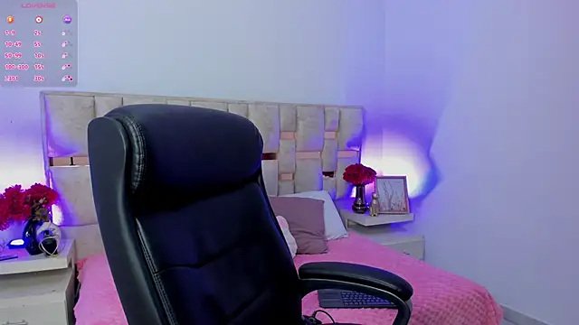 Snapshot of Daniel_Suarez18 chatting on October 15, 9:59 pm Daniel Suarez18 online show from October 15, 9:59 pm