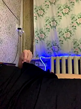 Snapshot of mrvons chatting on December 3, 5:33 pm mrvons online show from December 3, 5:33 pm