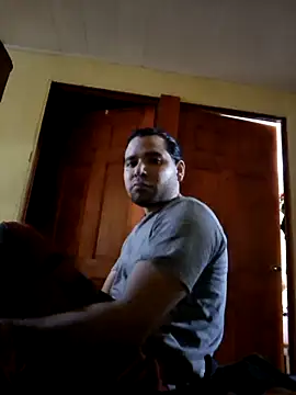 jackson5513 online show from December 4, 11:30 am