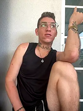 Snapshot of davidxxx_2012 chatting on October 7, 9:12 pm davidxxx 2012 online show from October 7, 9:12 pm