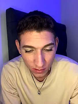 Snapshot of davidxxx_2012 chatting on October 13, 1:49 am davidxxx 2012 online show from October 13, 1:49 am