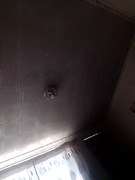 Snapshot of Sbhamu532 chatting on December 5, 6:44 am Sbhamu532 online show from December 5, 6:44 am