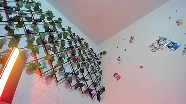 Lilith salvatoree online show from October 30, 1:45 pm