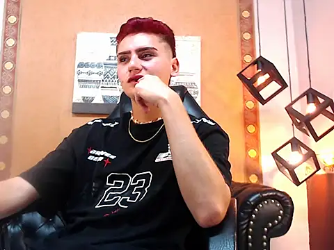 Snapshot of Alex_Millerss chatting on November 20, 10:31 pm Alex Millerss online show from November 20, 10:31 pm