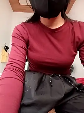 Snapshot of Sexynice_baby chatting on November 6, 2:45 am Sexynice baby online show from November 6, 2:45 am