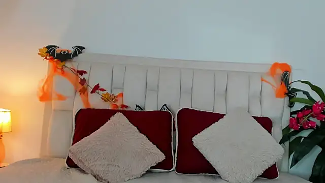 Amara18   online show from October 16, 12:55 am