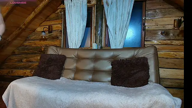 Snapshot of Nordikandclem_ chatting on November 18, 1:00 am Nordikandclem online show from November 18, 1:00 am