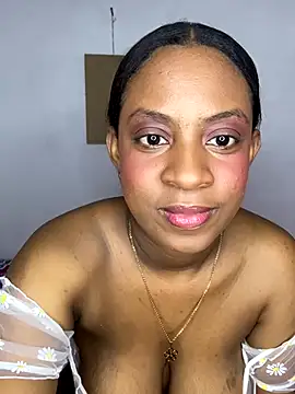 NahomyHart online show from October 14, 5:19 am
