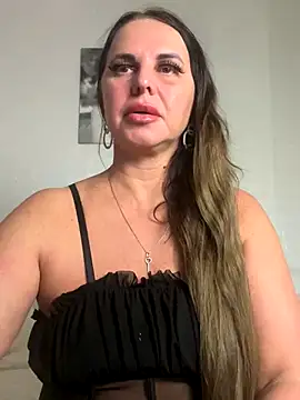 MIRAA LUV online show from October 25, 7:30 pm