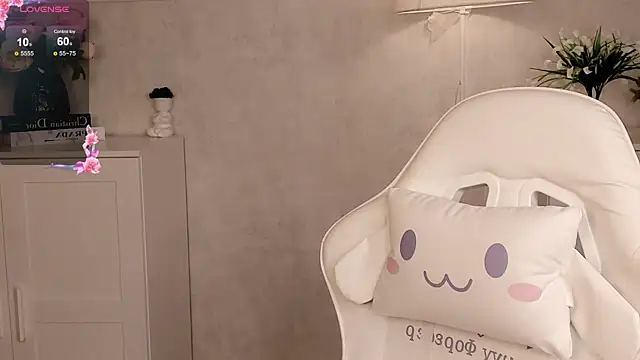 Snapshot of try_love_ chatting on October 11, 9:19 am try love online show from October 11, 9:19 am