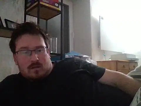 Snapshot of czechguy chatting on December 19, 7:32 pm czechguy online show from December 19, 7:32 pm