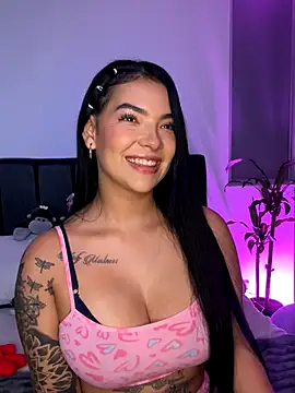 Snapshot of Kiity- chatting on October 10, 4:55 am Kiity- online show from October 10, 4:55 am