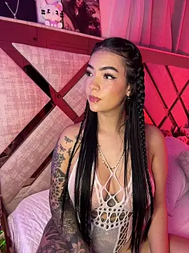 Kiity- online show from February 7, 2:48 am