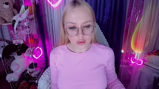 CeaneLino online show from April 3, 5:00 pm