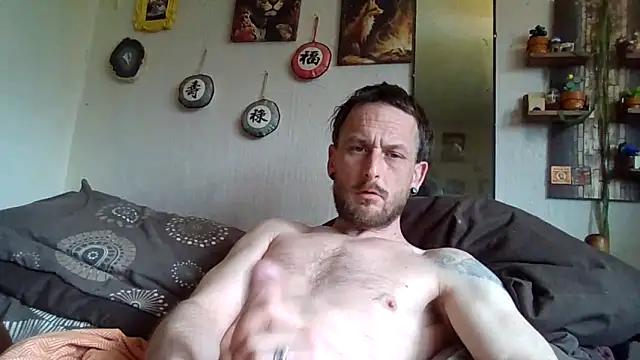 somrjines online show from March 24, 11:04 am