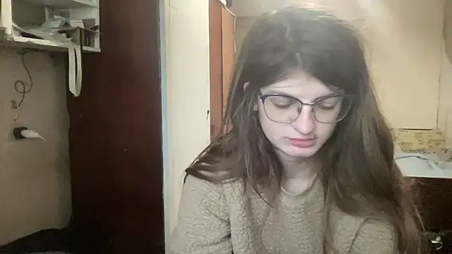 Snapshot of NikaXZimax chatting on November 6, 6:47 am NikaXZimax online show from November 6, 6:47 am