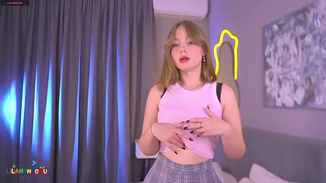 Snapshot of lorapalmerry chatting on December 1, 2:11 pm lorapalmerry online show from December 1, 2:11 pm