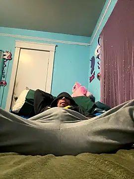 Steven-1989 online show from November 17, 9:15 am