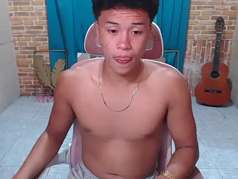 Snapshot of ur_naughtyboy_patrick chatting on November 20, 1:33 pm ur naughtyboy patrick online show from November 20, 1:33 pm