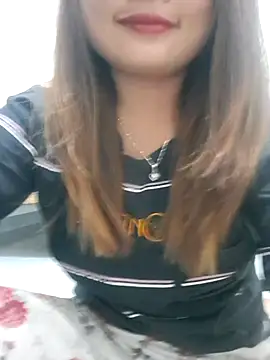 Snapshot of limely- chatting on October 31, 2:51 pm limely- online show from October 31, 2:51 pm