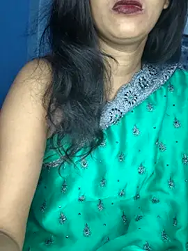 Snapshot of Janu-hasena chatting on December 2, 3:12 am Janu-hasena online show from December 2, 3:12 am