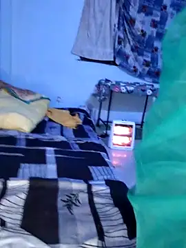 Snapshot of Janu-hasena chatting on December 3, 8:12 am Janu-hasena online show from December 3, 8:12 am