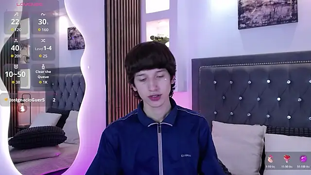 Emo Boy  online show from April 21, 1:42 am