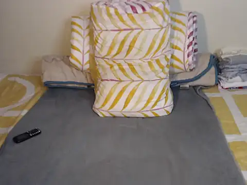 Tillah87 online show from October 21, 8:31 pm