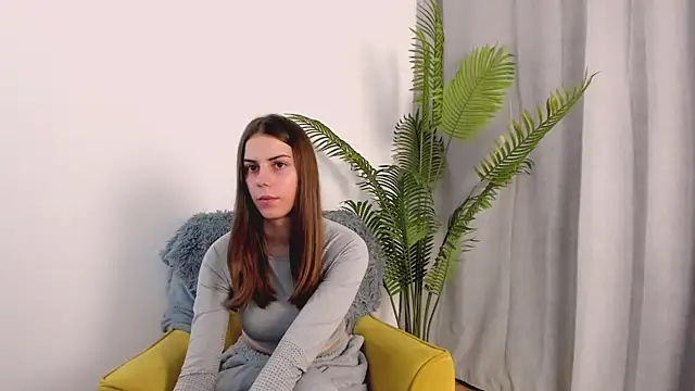 ElaineRothwell online show from October 11, 3:21 pm