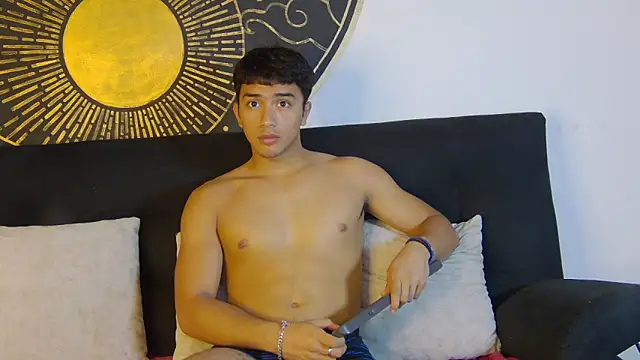 Snapshot of Stefano_Calle chatting on November 24, 12:16 pm Stefano Calle online show from November 24, 12:16 pm