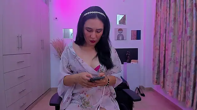 Snapshot of anna_maya77 chatting on October 12, 3:38 am anna maya77 online show from October 12, 3:38 am
