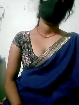Snapshot of Sexy_Riya_Bhabhi chatting on December 19, 3:52 pm Sexy Riya Bhabhi online show from December 19, 3:52 pm