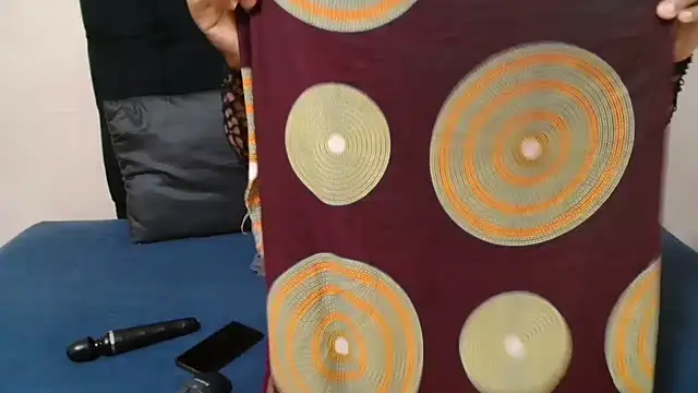 CaramelBootty online show from April 15, 3:30 pm