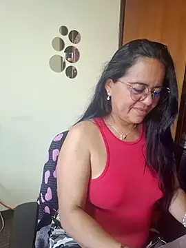 Snapshot of Miss__kendra_ chatting on October 23, 11:42 am Miss kendra online show from October 23, 11:42 am