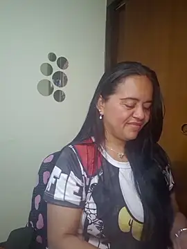 Snapshot of Miss__kendra_ chatting on October 24, 2:19 am Miss kendra online show from October 24, 2:19 am