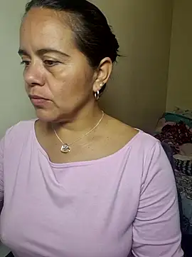 Snapshot of Miss__kendra_ chatting on November 18, 11:48 pm Miss kendra online show from November 18, 11:48 pm