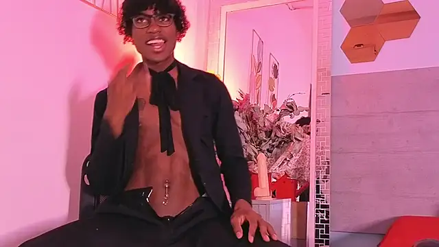 Darkcandyboy online show from October 9, 12:36 pm