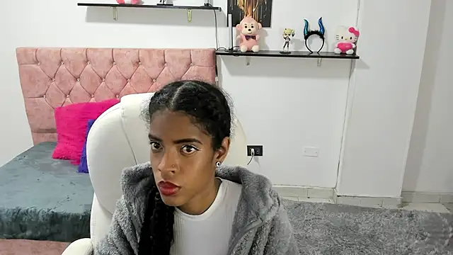 Snapshot of thianahorny chatting on November 30, 2:04 am thianahorny online show from November 30, 2:04 am