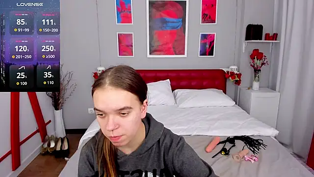 KamilaPeach online show from October 8, 10:46 am