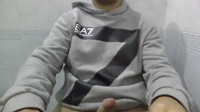 Snapshot of sci69 chatting on November 20, 4:18 pm sci69 online show from November 20, 4:18 pm