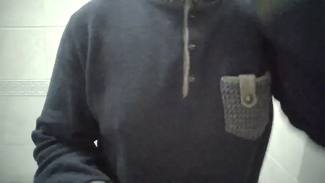 Snapshot of sci69 chatting on January 8, 11:29 pm sci69 online show from January 8, 11:29 pm