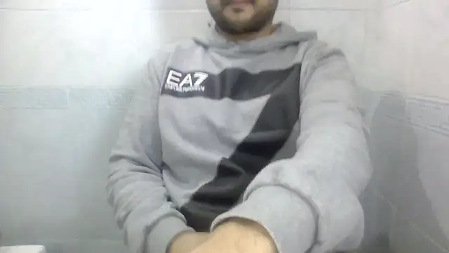 Snapshot of sci69 chatting on February 11, 3:17 pm sci69 online show from February 11, 3:17 pm