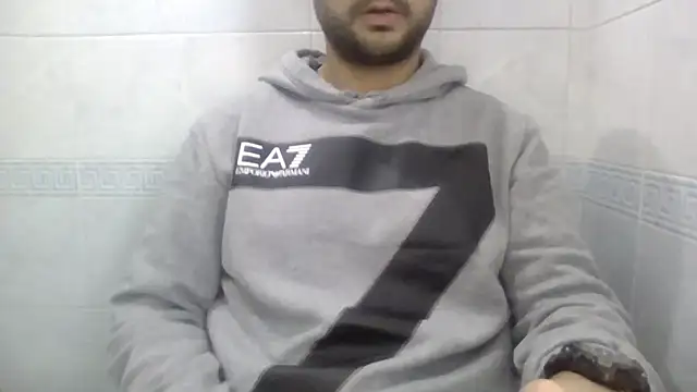 Snapshot of sci69 chatting on February 12, 2:01 pm sci69 online show from February 12, 2:01 pm