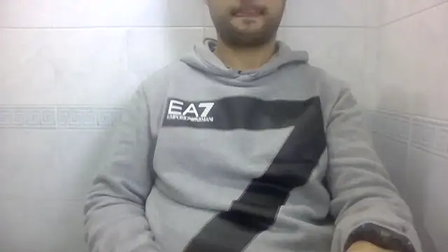 Snapshot of sci69 chatting on February 23, 2:03 pm sci69 online show from February 23, 2:03 pm