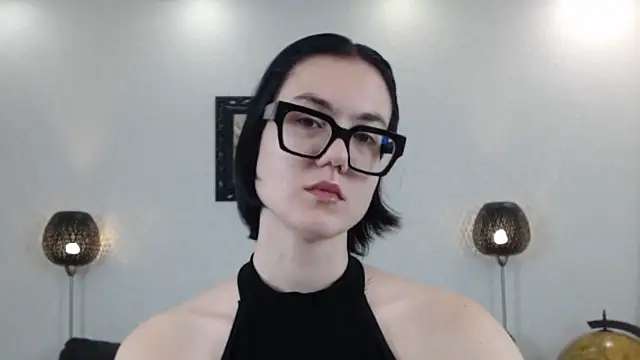 Marie Fitch online show from November 5, 1:38 am